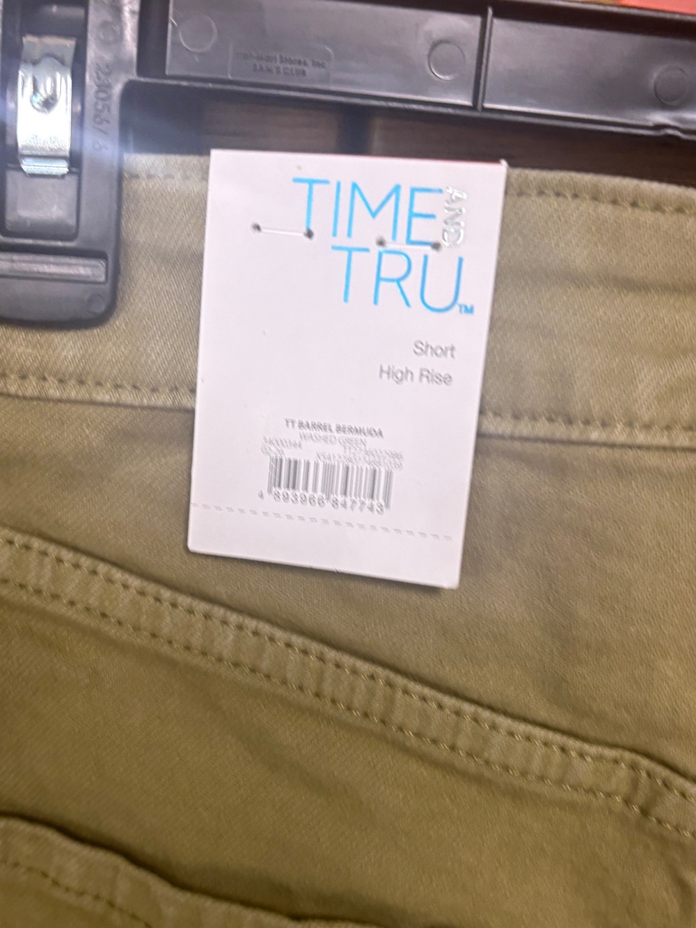 Time and tru green High rise barrel Bermuda shorts size 10 - Picture 5 of 5